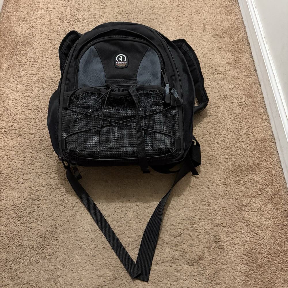 Tamrac 5375 Adventure 75 Backpack (Gray/Black), clean, nice!
